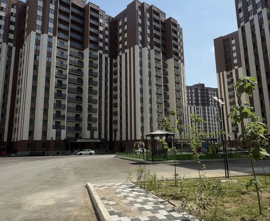 Сотувда 1 хонали квартира, 39 м²