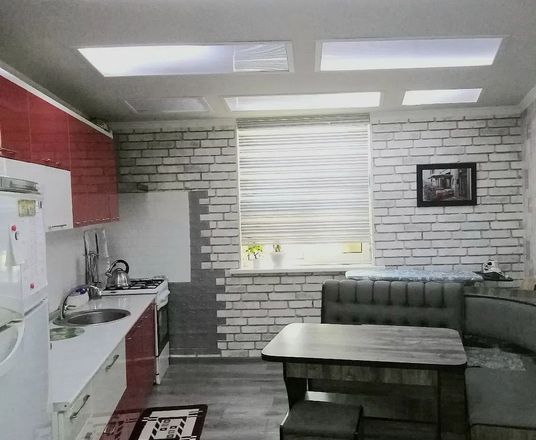 Сотувда 3 хонали квартира, 80 м²