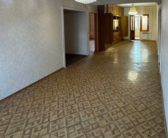В продаже 4-комн. квартира, 111 м²