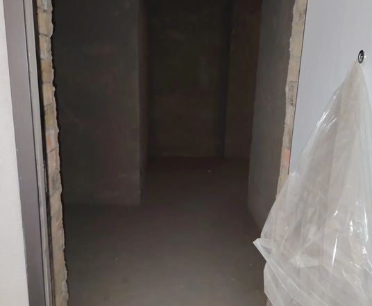 Сотувда 3 хонали квартира, 90 м²