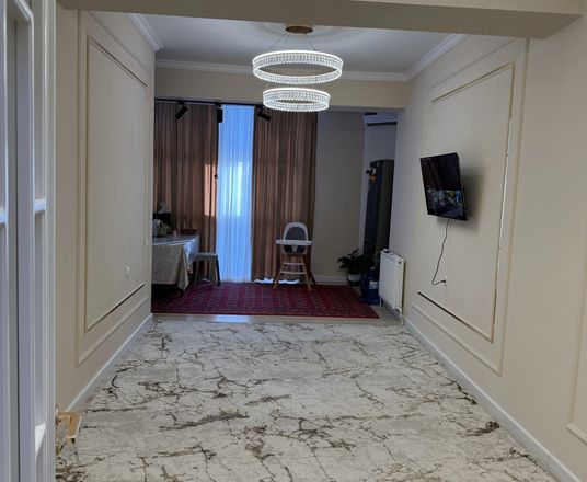 Сотувда 3 хонали квартира, 70 м²