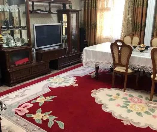 Сотувда 4 хонали квартира, 90 м²