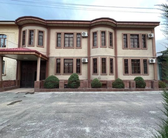 Сотувда уй, 600 м², 3 қаватли, 6 сот.