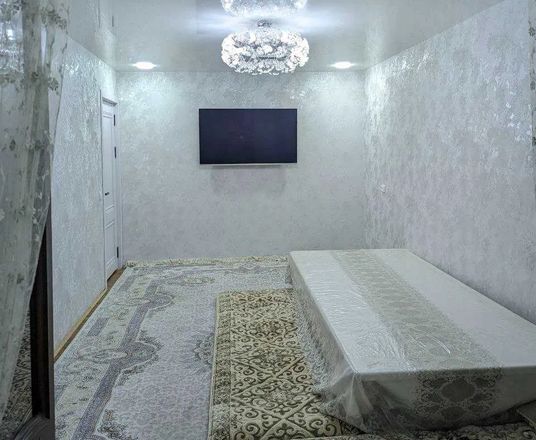 Сотувда 5 хонали квартира, 80 м²