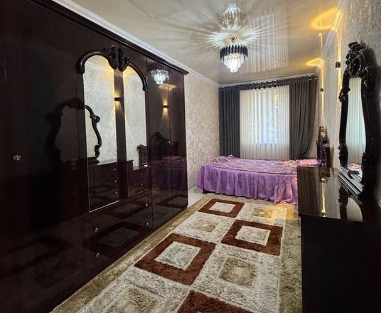 Сотувда 4 хонали квартира, 70 м²