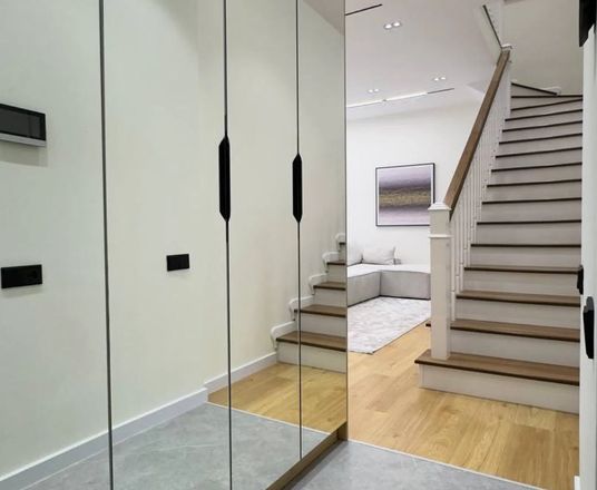 Сотувда 4 хонали квартира, 110 м²