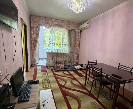 Сотувда 2 хонали квартира, 50 м²