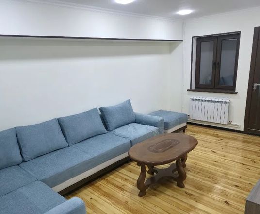 Сотувда 4 хонали квартира, 90 м²