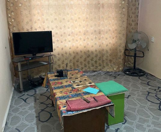 Сотувда 1 хонали квартира, 30 м²