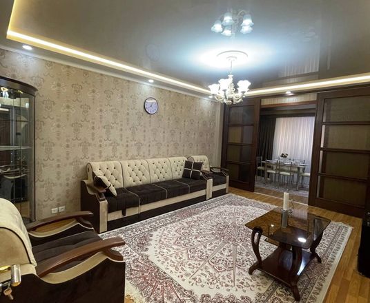 Сотувда 3 хонали квартира, 80 м²