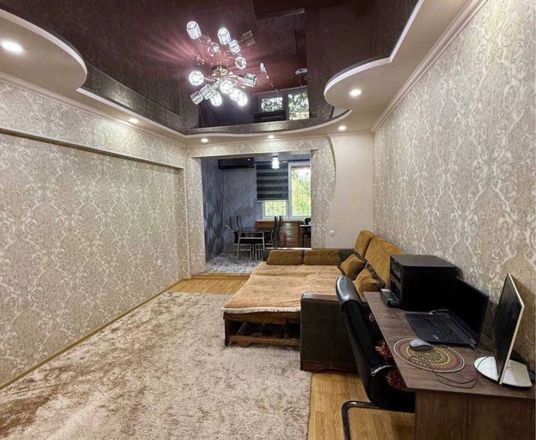 Сотувда 3 хонали квартира, 70 м²