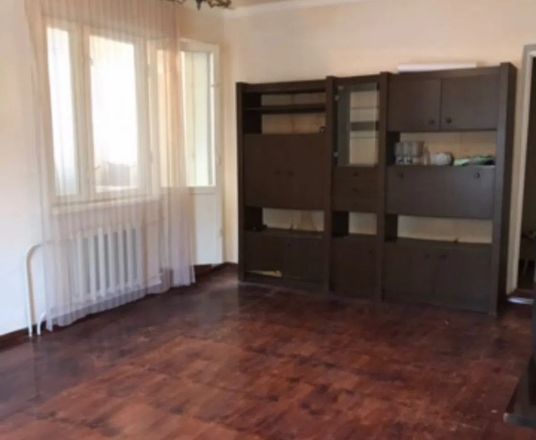 Сотувда 1 хонали квартира, 56 м²