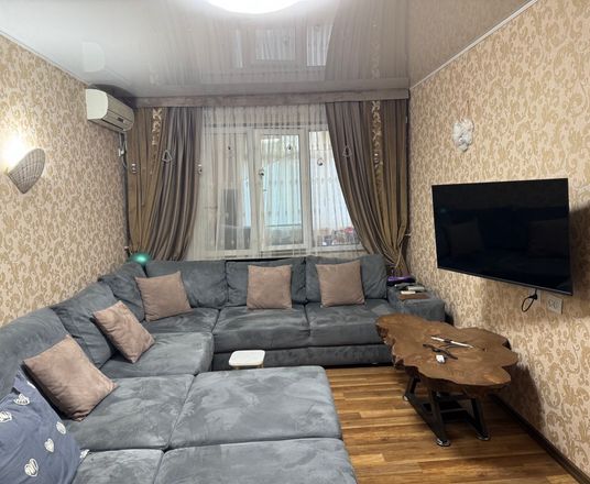 Сотувда 4 хонали квартира, 77 м²
