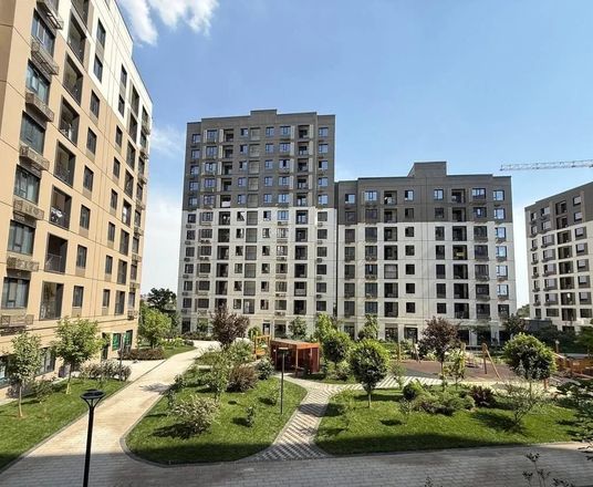 Сотувда 1 хонали квартира, 42 м²
