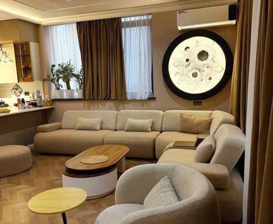 Сотувда 5 хонали квартира, 180 м²