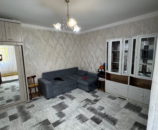 Сотувда 2 хонали квартира, 60 м²