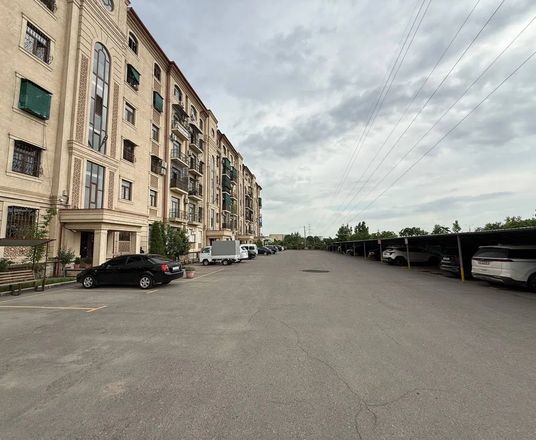 Сотувда 4 хонали квартира, 160 м²