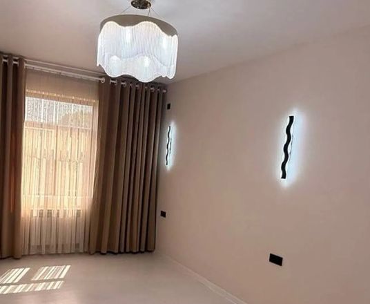 Сотувда 3 хонали квартира, 80 м²