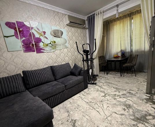 Сотувда 3 хонали квартира, 60 м²