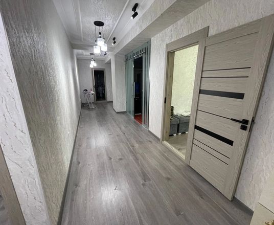 Сотувда 3 хонали квартира, 106 м²