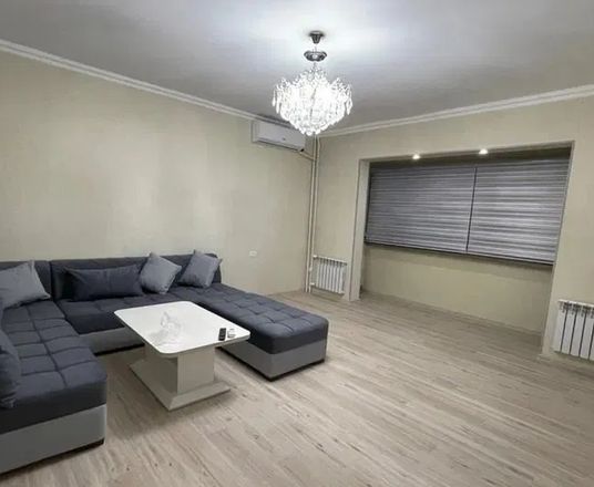 Сотувда 1 хонали квартира, 43 м²