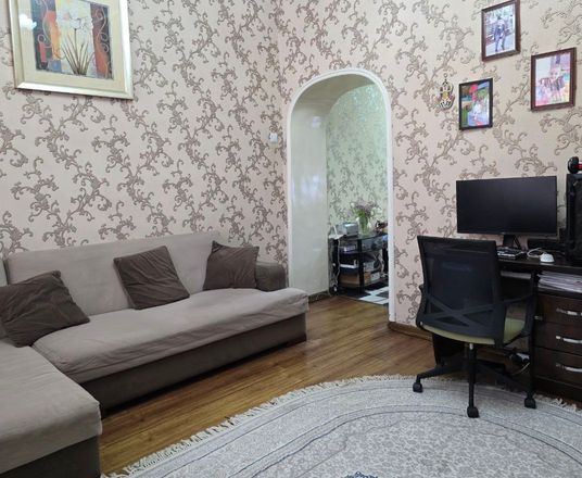 В продаже дом, 270 м², 2 этажа, 3,7 сот.