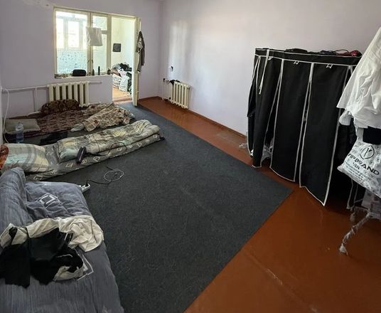 Сотувда 3 хонали квартира, 70 м²