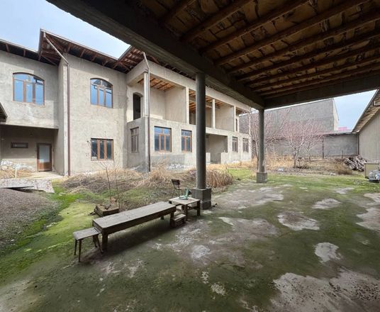 В продаже дом, 500 м², 2 этажа, 7 сот.