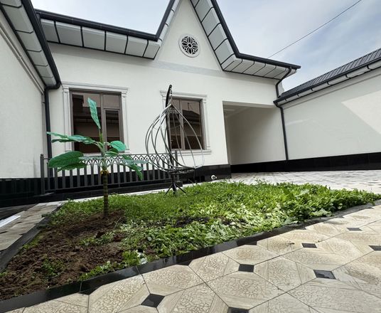 В продаже дом, 300 м², 2 этажа, 3 сот.