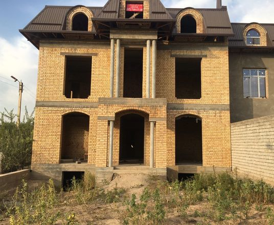 Сотувда уй, 120 м², 4 қаватли, 4,3 сот.
