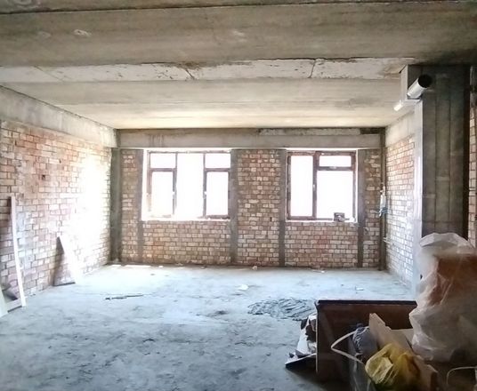 Сотувда 2 хонали квартира, 42 м²