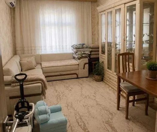 В продаже 4-комн. квартира, 100 м²