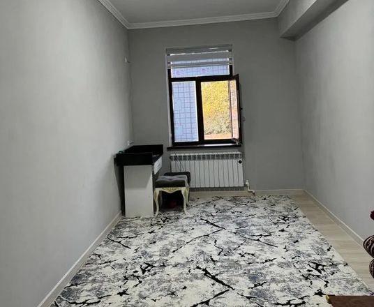 Сотувда 3 хонали квартира, 75 м²