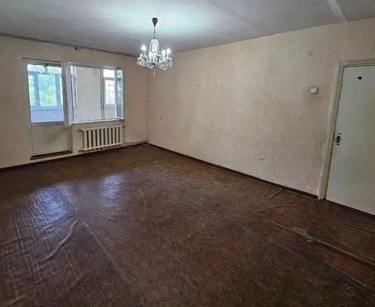 Сотувда 4 хонали квартира, 125 м²