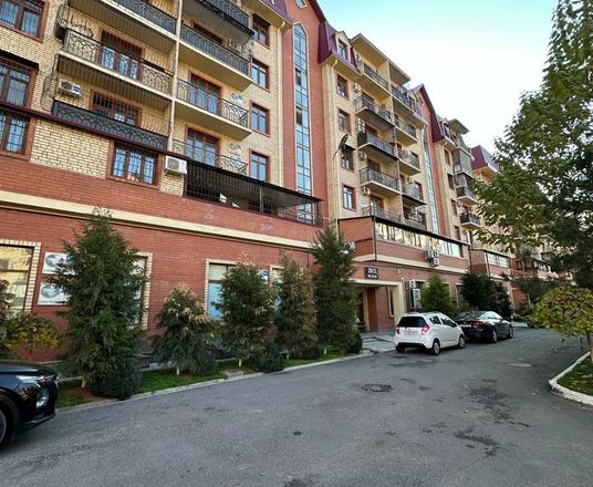 В продаже 4-комн. квартира, 135 м²