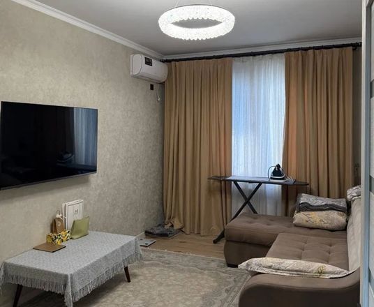 В продаже 2-комн. квартира, 55 м²