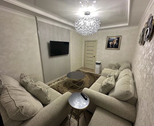 Сотувда 3 хонали квартира, 70 м²