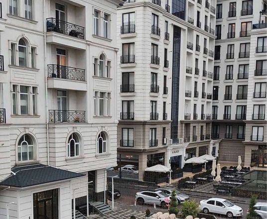 Сотувда 4 хонали квартира, 126 м²