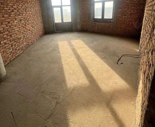 В продаже 6+-комн. квартира, 170 м²