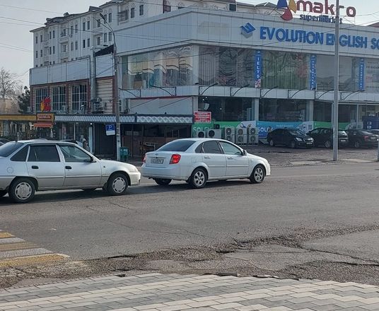 Сотувда 2 хонали квартира, 74 м²