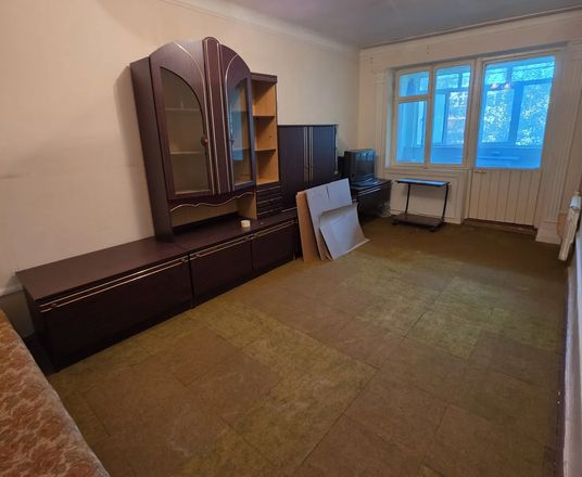 Сотувда 3 хонали квартира, 72 м²