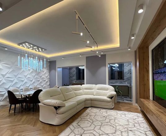 В продаже 4-комн. квартира, 140 м²