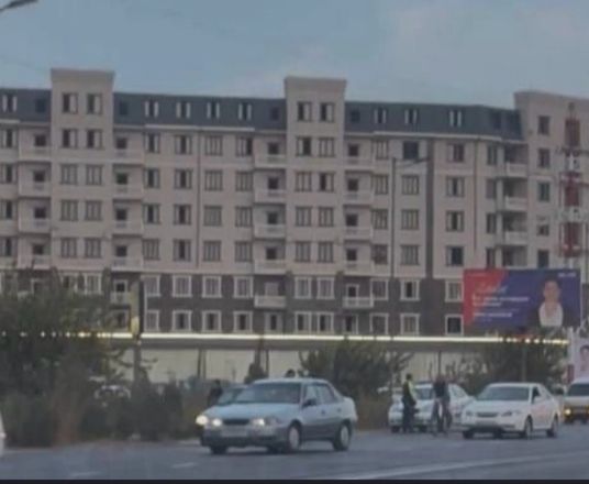 Сотувда 3 хонали квартира, 90 м²