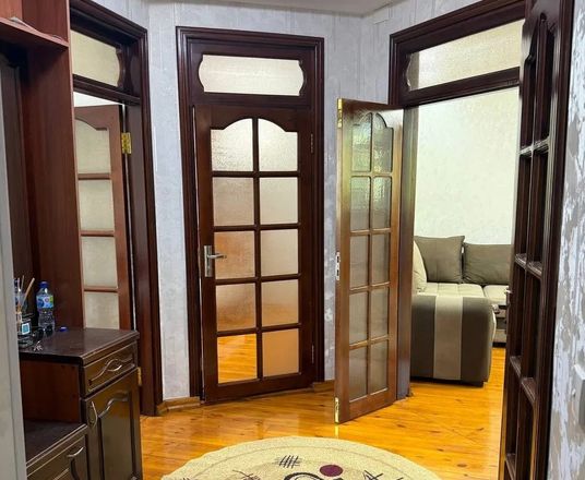 Сотувда 3 хонали квартира, 75 м²