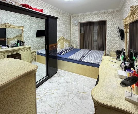 Сотувда 3 хонали квартира, 80 м²
