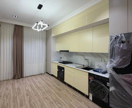 Сотувда 2 хонали квартира, 65 м²