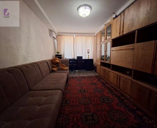 Сотувда 3 хонали квартира, 68 м²
