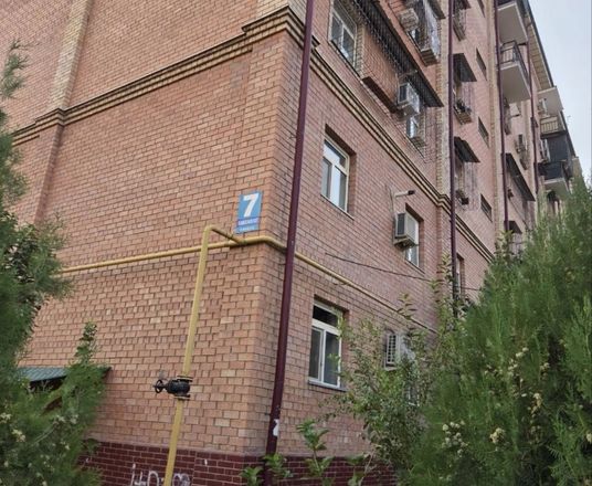 Сотувда 4 хонали квартира, 77 м²
