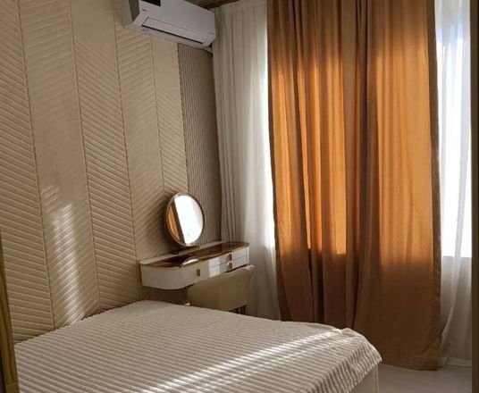 Сотувда 1 хонали квартира, 30 м²