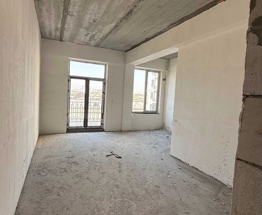 Сотувда 3 хонали квартира, 83.22 м²